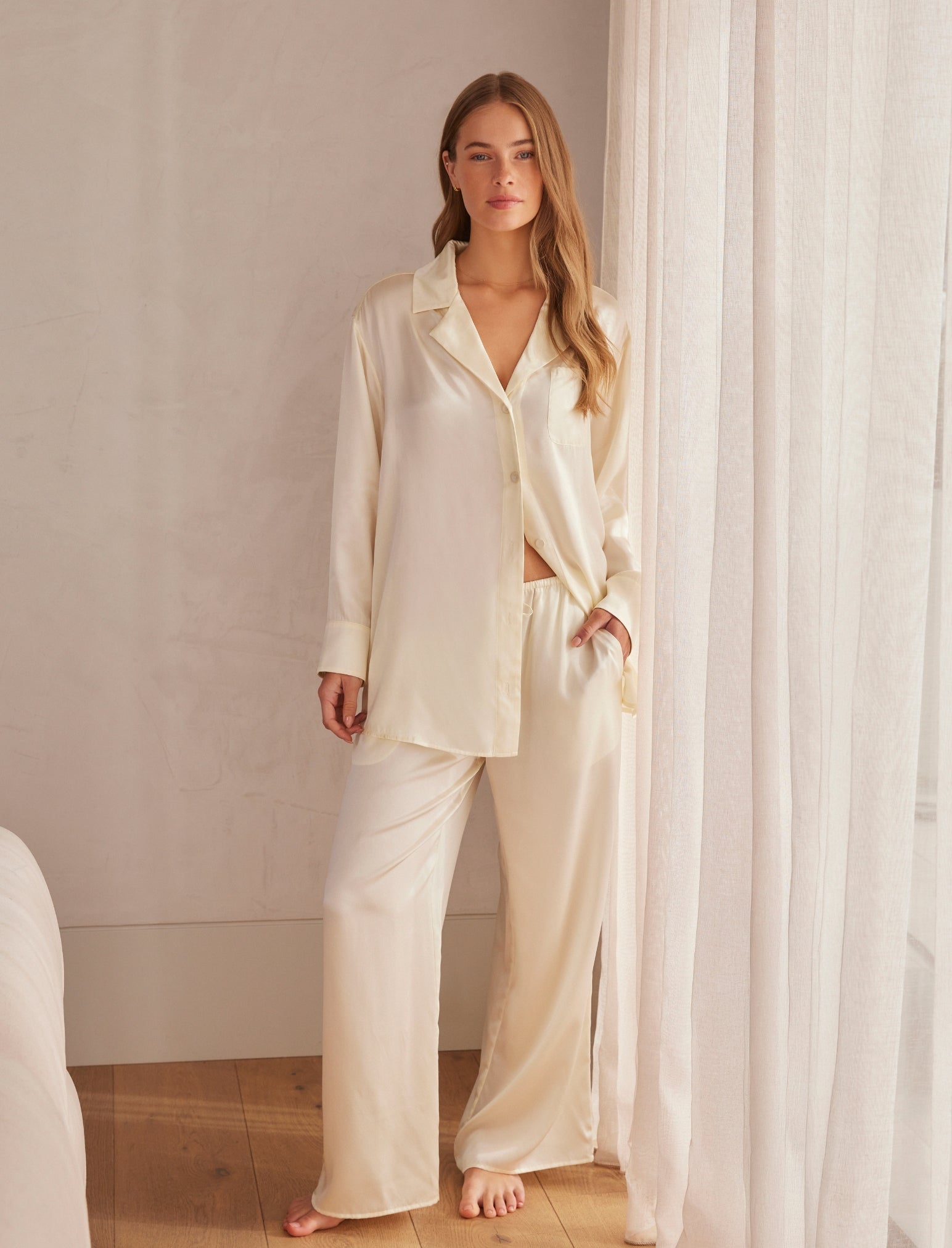 Audrey Mulberry Silk Wide Leg Pant